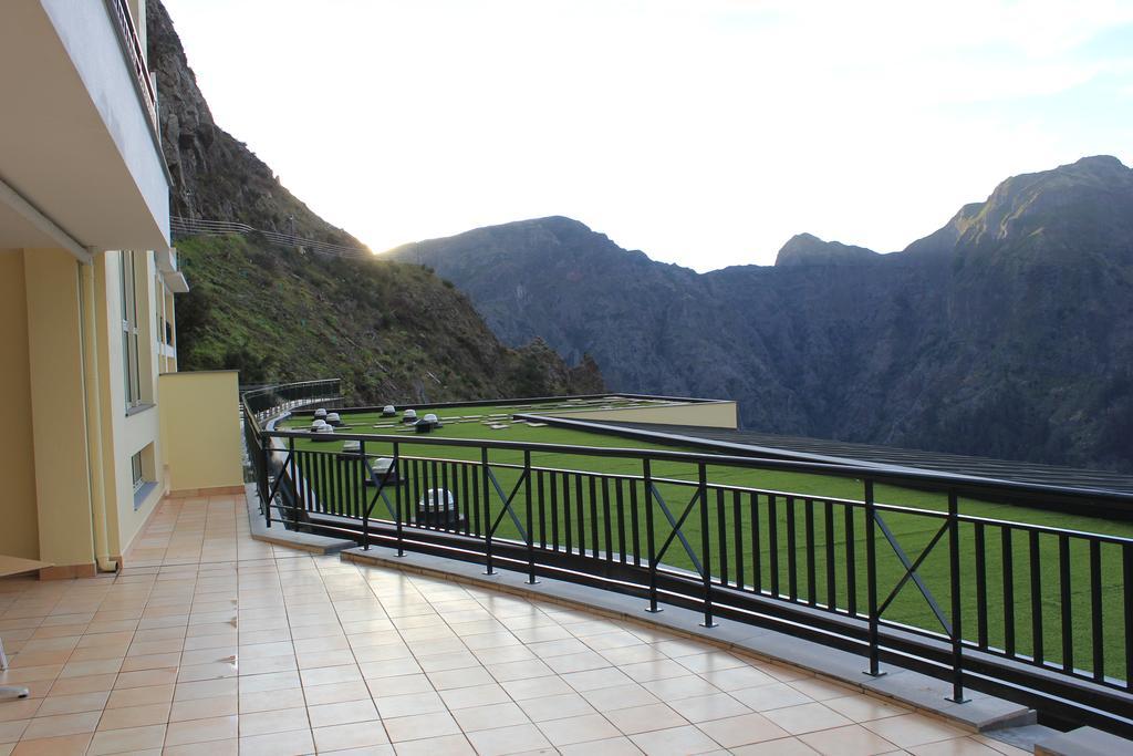 Eira Do Serrado - Hotel & Spa Curral Das Freiras Bagian luar foto
